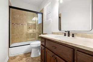 18 Almond Branch Pl, The Woodlands, TX 77382 - Photo 28