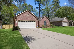 18 Almond Branch Pl, The Woodlands, TX 77382 - Photo 2