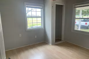 2306 28th Ave N, Texas City, TX 77590 - Photo 6