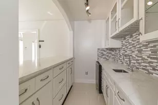 8714 Emerald Heights Ct, Houston, TX 77083 - Photo 12