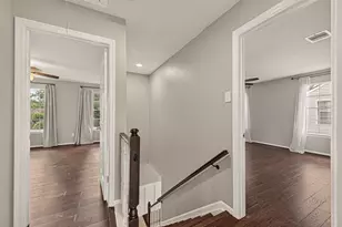 1030 Mabry Mill Rd, Houston, TX 77062 - Photo 26