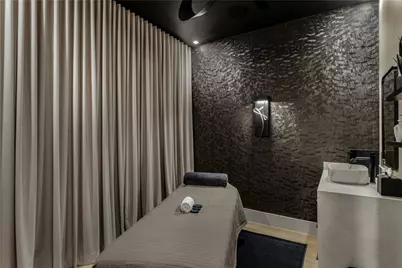 1409 Post Oak Boulevard #2301, Houston, TX 77056 - Photo 16