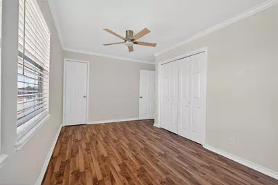 1221 Cedar Post Lane #1B, Houston, TX 77055 - Photo 18