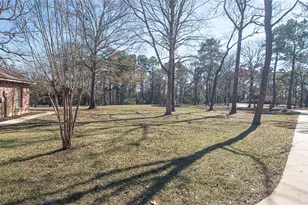 235 Hubert Ln, Livingston, TX 77351 - Photo 2