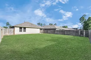 9847 Laurel Lake Ln, Conroe, TX 77384 - Photo 32