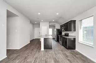 9847 Laurel Lake Ln, Conroe, TX 77384 - Photo 8