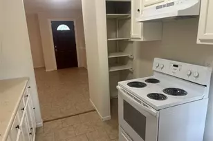 9301 Chesterfield Dr, Houston, TX 77051 - Photo 2