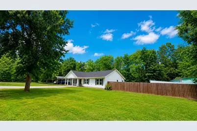 133 Parks Boulevard, Livingston, TX 77351 - Photo 2