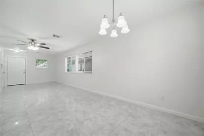 26872 Wellington Court, Kingwood, TX 77339 - Photo 10