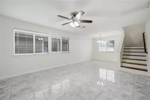 26872 Wellington Ct, Kingwood, TX 77339 - Photo 6