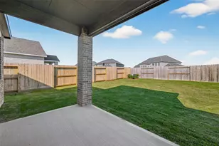 21926 Sam Raburn Dr, Tomball, TX 77375 - Photo 32