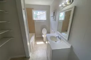 4220 Redwood Dr, Beaumont, TX 77703 - Photo 10