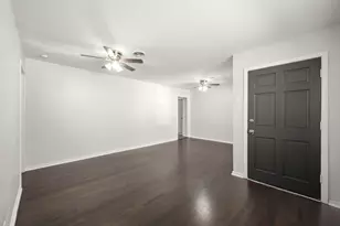 4326 Akard St, Houston, TX 77047 - Photo 10