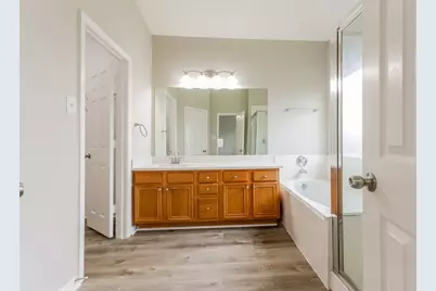 31703 Forest Oak Park Court, Conroe, TX 77385 - Photo 12