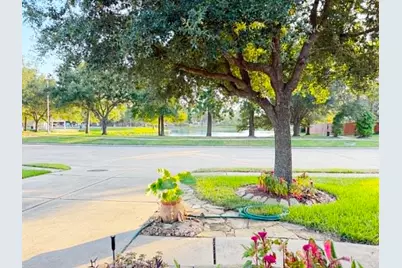 17507 N Riata Lake Drive, Cypress, TX 77433 - Photo 2