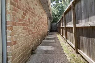 2503 Shady Bayou Ln, Spring, TX 77373 - Photo 20
