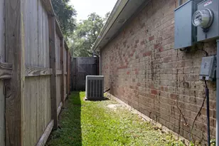 2503 Shady Bayou Ln, Spring, TX 77373 - Photo 18
