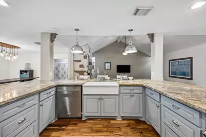 12 Earlham Drive, Friendswood, TX 77546 - Photo 12