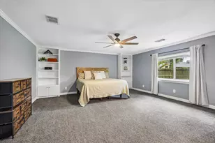 12 Earlham Dr, Friendswood, TX 77546 - Photo 18