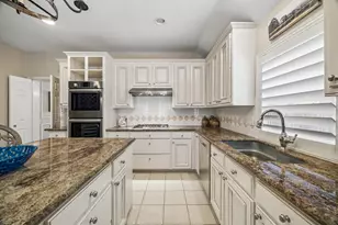 13910 Charlton Way Dr, Houston, TX 77077 - Photo 8