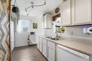 4014 6th St, Galveston, TX 77554 - Photo 8