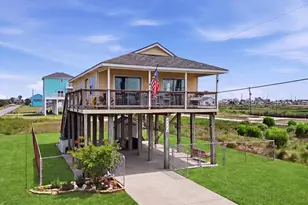 4014 6th St, Galveston, TX 77554 - Photo 2