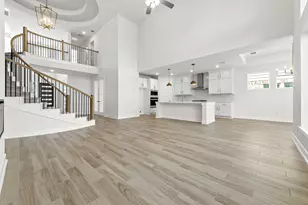 611 Roland Ln, Rosenberg, TX 77471 - Photo 4