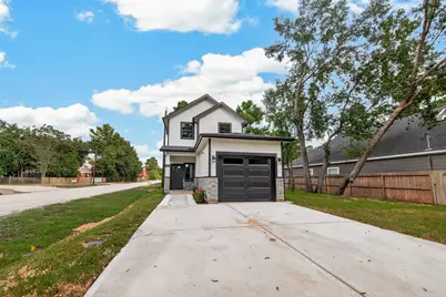 603 Texas Street, Tomball, TX 77375 - Photo 2