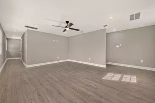 603 Texas St, Tomball, TX 77375 - Photo 22