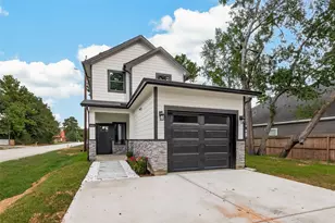 603 Texas St, Tomball, TX 77375 - Photo 1
