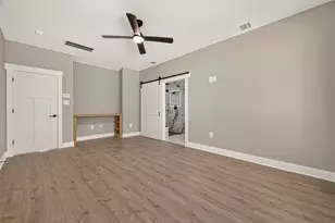 603 Texas St, Tomball, TX 77375 - Photo 32