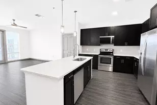 1111 N Durham Dr, Houston, TX 77008 - Photo 4