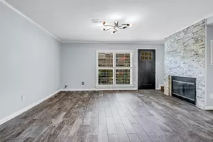 749 Worthshire St, Houston, TX 77008 - Photo 6