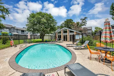 749 Worthshire Street, Houston, TX 77008 - Photo 28