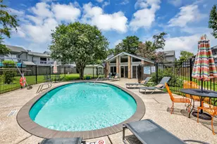 749 Worthshire St, Houston, TX 77008 - Photo 28