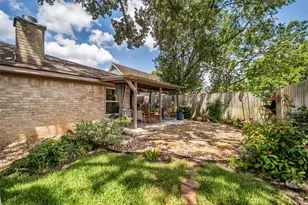 16222 Green Shade Dr, Houston, TX 77090 - Photo 26