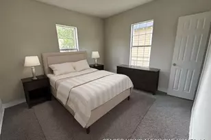 4520 Falls St, Houston, TX 77026 - Photo 6