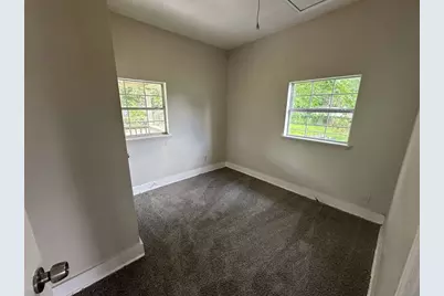 4520 Falls Street, Houston, TX 77026 - Photo 8