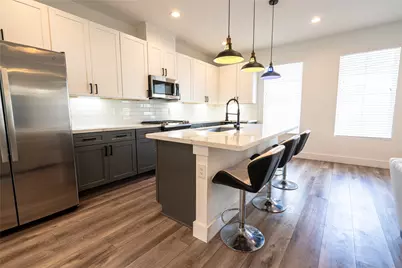 2056 Johanna Drive #F, Houston, TX 77055 - Photo 12