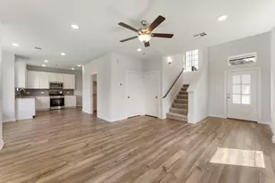 3714 Violet Ln, Huntsville, TX 77340 - Photo 8