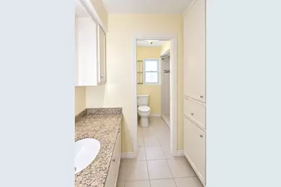 8502 Braes Meadow Drive, Houston, TX 77071 - Photo 20