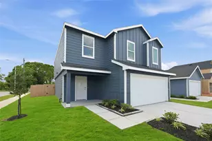 4822 Peanut Butter and Jelly Dr, Houston, TX 77048 - Photo 2