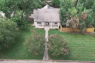 2145 16th St, Hempstead, TX 77445 - Photo 2