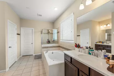 8622 Oakdale Bluff Court, Richmond, TX 77407 - Photo 18