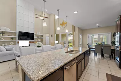 8622 Oakdale Bluff Court, Richmond, TX 77407 - Photo 10