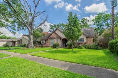 5606 Water Leaf Lane, Houston, TX 77088 - Photo 2