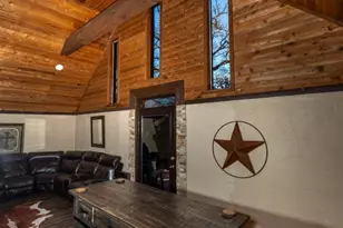 134 Briargrove St, Crockett, TX 75835 - Photo 6