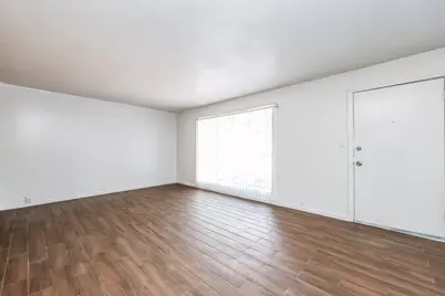7510 Shadyvilla Lane #17, Houston, TX 77055 - Photo 10