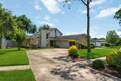 1823 Hilton Head Drive, Missouri City, TX 77459 - Photo 2