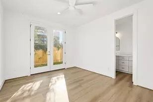 3828 Wilmer St, Houston, TX 77003 - Photo 4